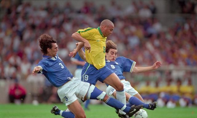 詹姆斯把爆 詹姆斯把爆