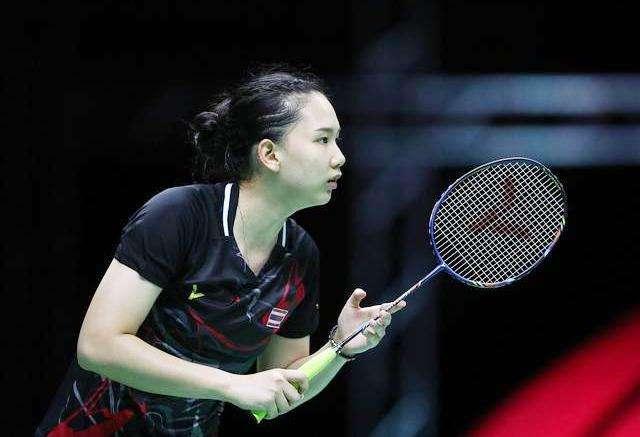 错位点名在 错位点名在